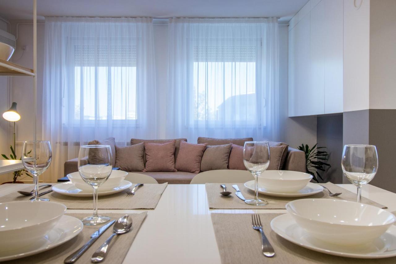 Arena's finest apartment Belgrade Extérieur photo